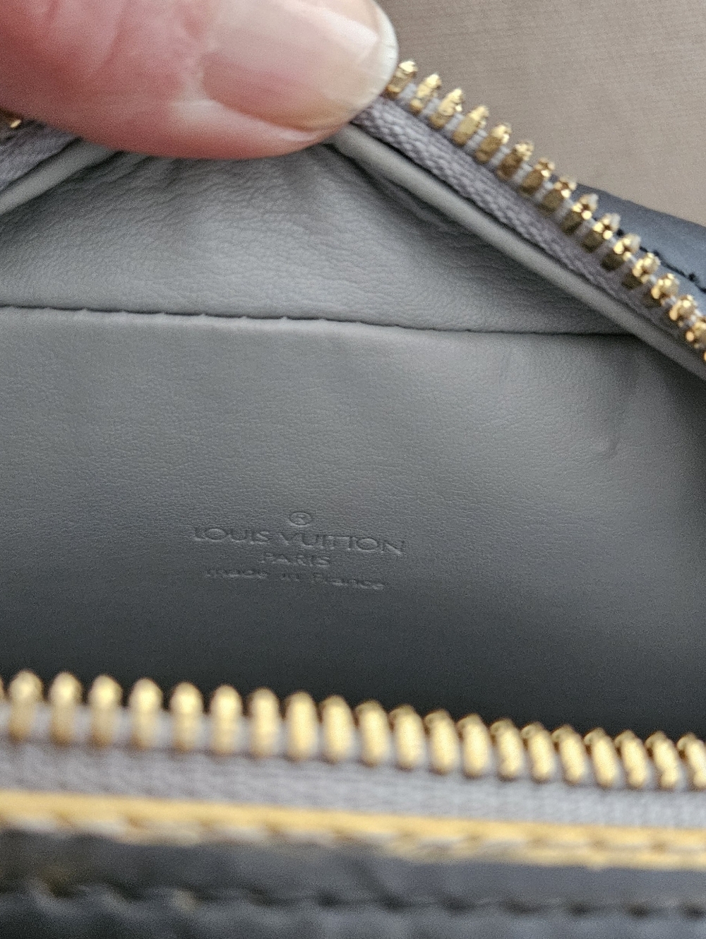 Louis Vuitton Black on Black Embosssed Wooster Crossbody Bag 🖤 - Picture 7 of 15